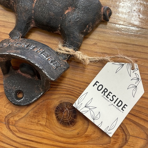 Rustic Pig Bottle Opener - Picture 5 of 5